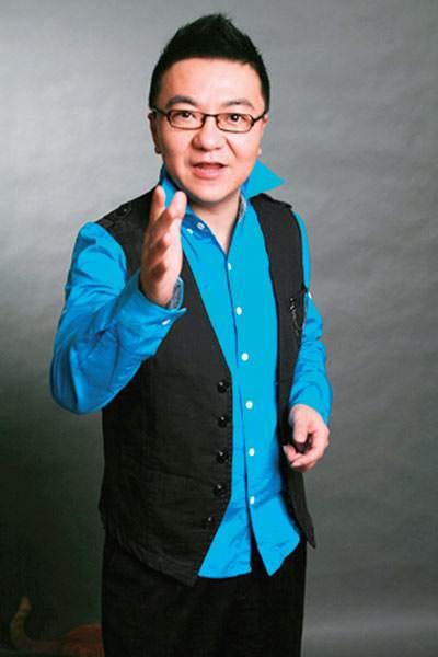 董路的视频,揭秘足球背后的故事与智慧