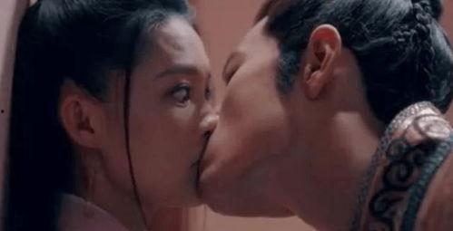李沁床吻戏视频,情感纠葛引观众入胜